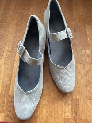 WIE NEU Vabene (jetzt Vabeene) Pumps, Gr.38,5 handgenäht, Leder, Klettverschluß - Bild 1 von 4