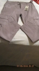 Herrenmode Bershka Größe 32 Neu Mit Etikett. - Bild 1 von 10