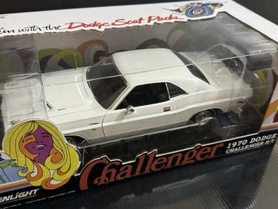 1970 Dodge Challenger White Vanishing Point #006 1/18 Original 2013 Release - Image 1 of 4
