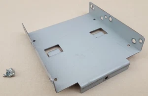Supporto staffa metallo floppy drive 3,5" per desktop Commodore Amiga 3000 - Foto 1 di 3