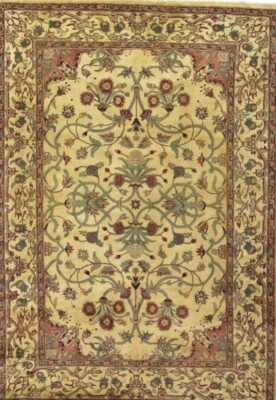 Oriental area rug INdo Agra Wool Fine  New Wool Elegance Yellow 6.07 X 9.05 Ft . - Image 1 of 4
