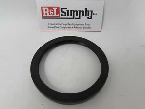 GENUINE KUBOTA CRANK SHAFT SEAL D722 D902 Z482 19215-99160 - Picture 1 of 4