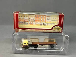 New EFE 22201 - 1:76 Scale/OO Gauge Bedford TK Artic 1 Axle Flatbed British Rail - Picture 1 of 9