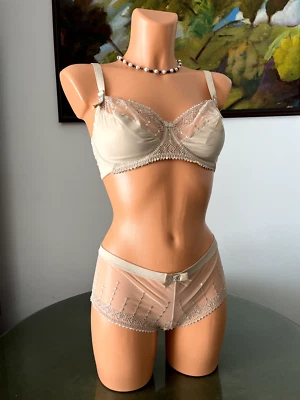 Nuevo con etiquetas Sujetador Lou Paris Caramelo / Conjunto Boyshort Foto 1 de 2