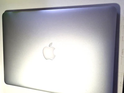Apple MacBook Air 2017 A1466 13.3 inch Laptop - Silver (FAULTY) NOT TURNING ON - Image 1 of 4