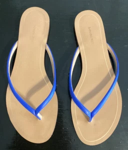 🍒 Banana Republic Blue Leather Thong Flip Flops Flat Sandals 8 WORN ONCE 🍒 - Picture 1 of 9
