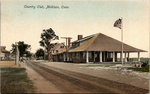 MADISON, CONNECTICUT - COUNTRY CLUB - OLD POSTCARD - Picture 1 of 2