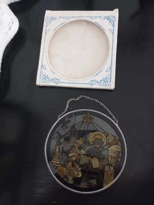 Belén de Navidad estilo vitral pintado a mano Joan Baker Suncatcher Foto 1 de 4