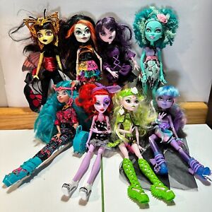 Monster High Dolls Dawndancer Elissabat Dawndancer and More Lot of 8