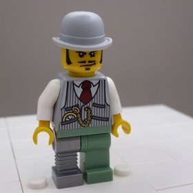 LEGO&reg; Monster Fighters Doctor Rodney Rathbone mof005 Dr Vampire 9466 9464 9468