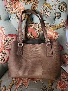 Guess Lyndi Small Triple Compartment Girlfriend Satchel Chestnut Multi Gold - Picture 1 of 8