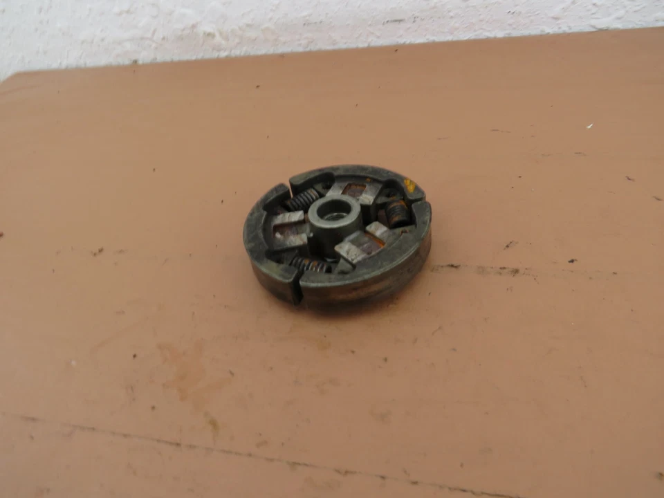 Súper motosierra Stihl 028 AV embrague OEM Foto 1 de 4