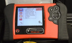 SNAPON EETM303 VANTAGE PRO LABSCOPE GRAPHING METER DIAGNOSTIC TOOL & CASE - Picture 1 of 8