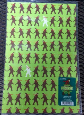 全新! Bigfoot 主题礼品包装 2 张每包 20"x30" Hipster Bigfoot 带围巾 — 第 1/4 张图片