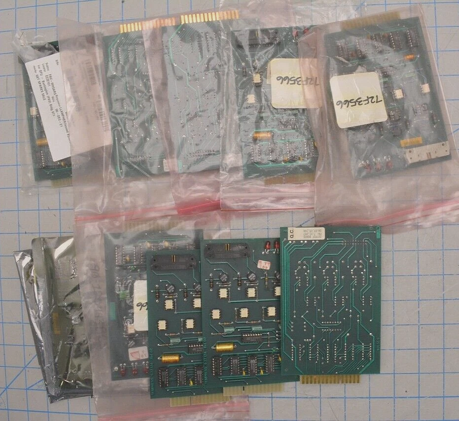 7-01-097 (LOTE DE 11) / PLACA PCB, SALIDA, 7-01-097 / TEMPPRESS - SEÑAL GENERAL Foto 1 de 4