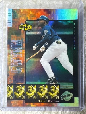 2000 Upper Deck Ionix Tony Gwynn Reciprocal Parallel Card #R37 - Image 1 of 2