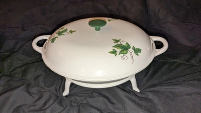 Vtg set Prizer Ware Enamel Cast Iron Green Ivy Casserole Skillet D-12 w/ trivet - Image 1 of 4