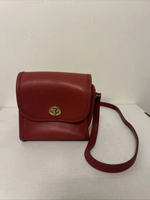 COACH vintage 9018 Emmie Red Crossbody Flap Bag Rare 90s USA Leather Satchel - Image 1 of 4