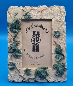 VTG Essentials Frame Collection Tree Frogs 3D Stone Picture Frame 3.5" X 5" - Picture 1 of 4