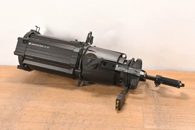 ETC Source Four Zoom 25-50 Degree 750 Ellipsoidal Light CG01UUJ - Image 1 of 4