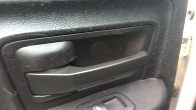RAM1500 2014 manija de puerta interior 31216975 Foto 1 de 4