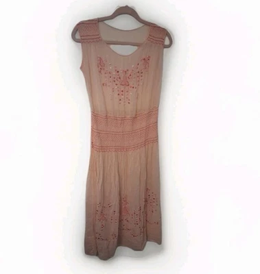 1920-30s Vestido Húngaro Melocotón Transparente Voile Floral Temático Bordado a Mano Pequeño Foto 1 de 4