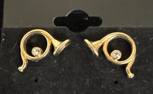 Pendientes perforados de cuerno francés tono dorado y estrás nuevos con etiquetas - Imagen 1 de 2