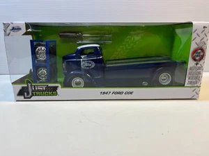 1947 Ford COE Flatbed New In The Box Diecast in 1/24 Scale by Jada - Picture 1 of 7