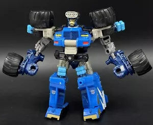 Transformers 2011 SALVAGE Power Core Combiners Autobot Commander - Picture 1 of 4