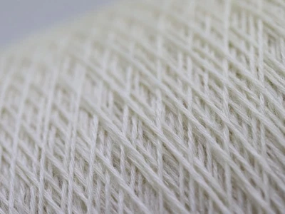 E26 (48€/kg) 250g MERINO-MOHAIR REINE SCHURWOLLE NATUR (8) Zwirn Wolle Strick - Bild 1 von 4