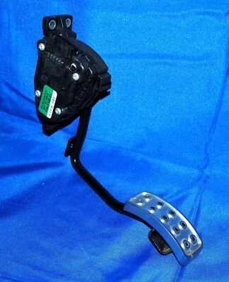 Pedal acelerador a gás 2003-2018 Bentley Continental GT GTC Flying Spur - Imagem 1 de 4