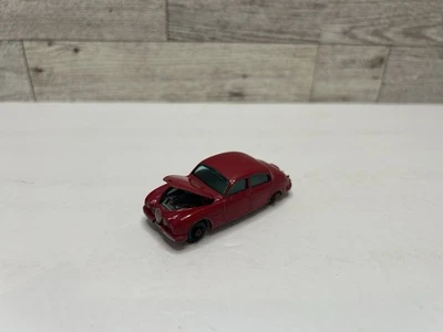 Jaguar vintage Matchbox Series rojo 1960 3,4 litros • Por Lesney • Hecho en inglés Foto 1 de 4