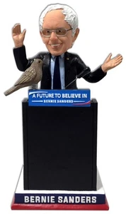 Bernie Sanders Vogel Podium Wackelkopf Meme - Bild 1 von 1