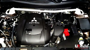 Barra de puntal delantera Ultra Racing para Mitsubishi Outlander 2,4 L 2x2 / 4x4 2012-2021 - Imagen 1 de 1