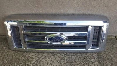 Ford E150 E250 2008-2014 furgoneta Econoline parrilla delantera cromada OEM D242 Foto 1 de 4