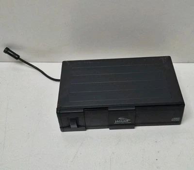 CD MULTI CHANGER / 6CD PLAYER - Jaguar XJ6 XJ12 XJR XK8 X300 XJ40 XJS 1986-1997 - Image 1 of 2