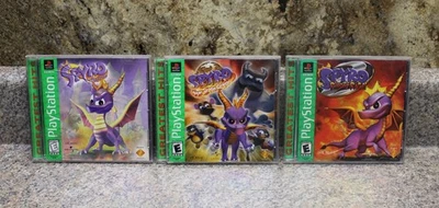 Spyro the Dragon / Spyro: Year of the Dragon / Spyro: Ripto's Rage - PlayStation Foto 1 de 4