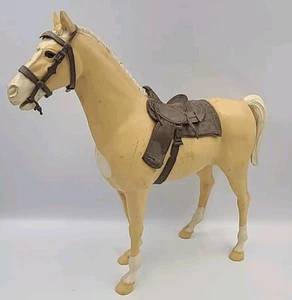 Vintage 1970s Marx Johnny West Thunderbolt Palomino horse w/some tack - Picture 1 of 10