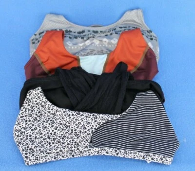 Lote Urban Outfitters sem fio forrado sem forro Bralette Junior tamanho P #A9389 - Imagem 1 de 4