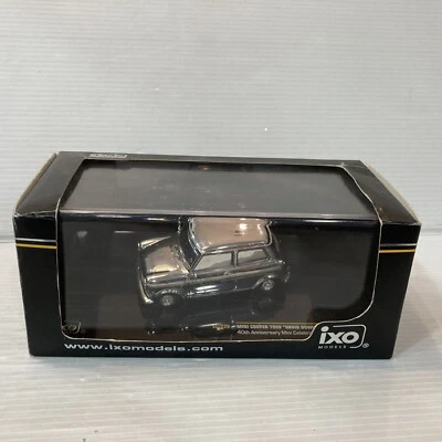 Ixo 1/43 Mini Cooper 1999 David Bowie 40th Anniversary Edition Model Car - Image 1 of 4