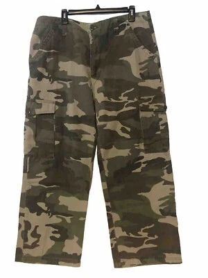 Cargo Men’s Army Green  Camouflage Open Trails Size 40x30 Pants - Image 1 of 4