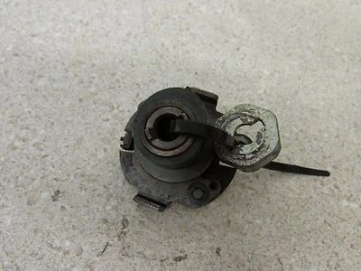 81-82 Honda CB650 CB650C CB650SC NIGHTHAWK 650 SPARK ADVANCER 30220-460-771 - Imagem 1 de 2