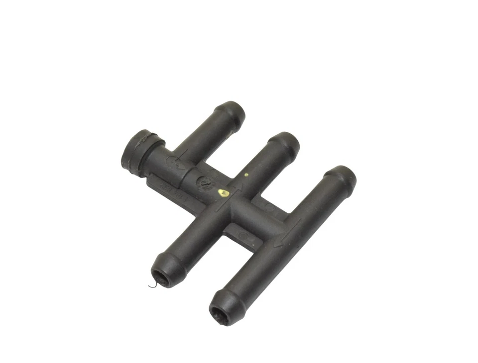 Used BMW E39 E38 730d M57 X5 E53 M57N Distribution Piece, Fuel Line 16121184632 - Image 1 of 4