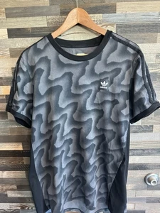 Adidas t shirt men Large - Picture 1 of 9