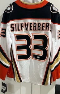 Jakob Silfverberg Anaheim Ducks AUTOGRAPHED Replica Jersey L Fanatics Dual Cert - Picture 1 of 4