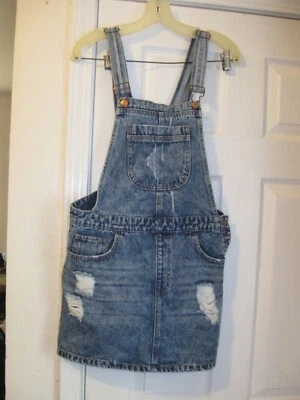 Женский Forever 21 размер M искусственно состаренный джинсовый комбинезон джемпер - Изображение 1 из 4