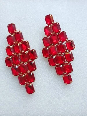 1 paar Statement Ohrringe Clip Kronleuchter Acryl/ Geometrisch/rot Modeschmuck  - Bild 1 von 4