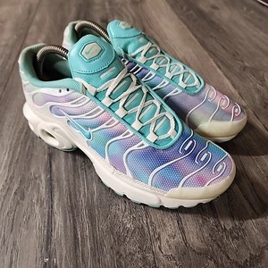 Nike Air Max Plus Running Shoes Sneaker Size 6.5Y White Teal BV1239-100 - Picture 1 of 9