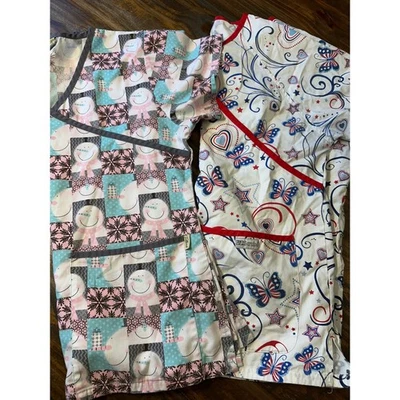 Scrub Top Lot of 2 Women's V-Neck UA Scrubs Tafford Patriotic Snowman Medium - Image 1 of 4