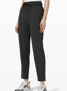 Lululemon Keep Moving Joggers Black Size 6 Women's Pants MINT Preppy Athletic - Picture 1 of 6
